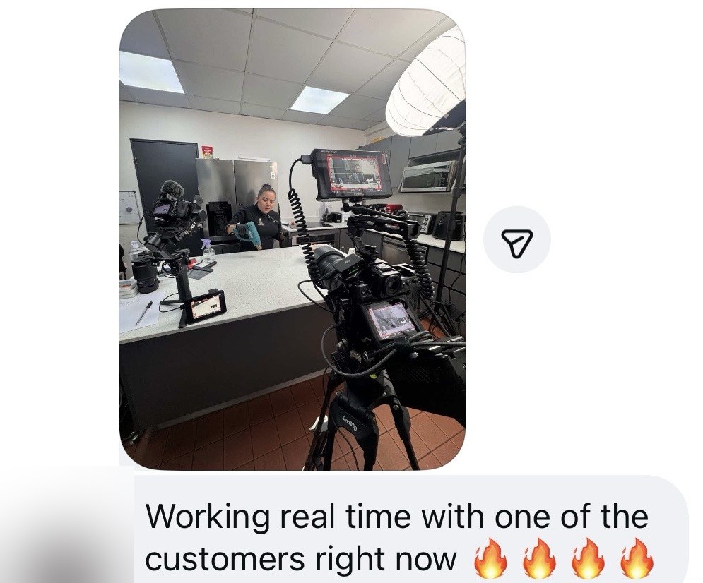 Member working with a customer in real time